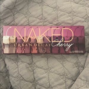 Naked Cherry eyeshadow palette